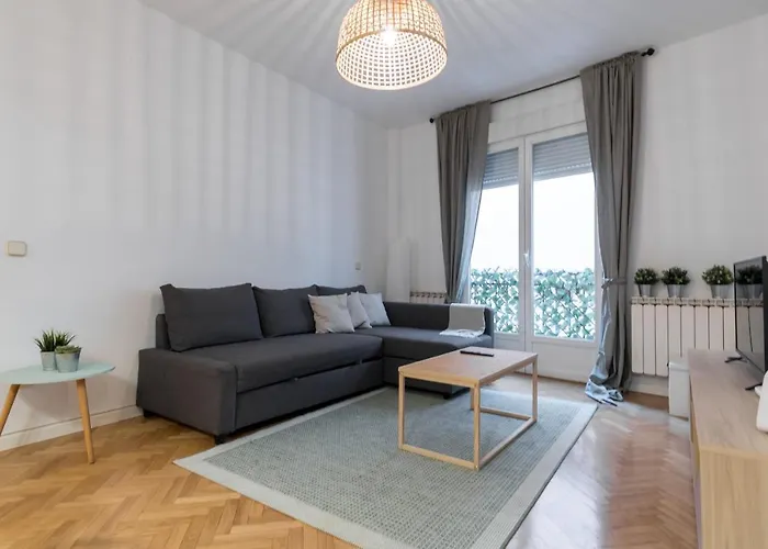 Cozy And Central- 1 Bedroom 1 Bathroom - Chueca